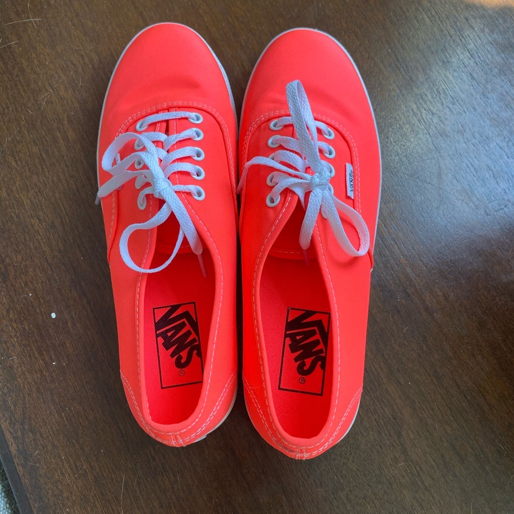 Vans Classics - Picture 2 of 8